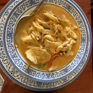 Red curry with chicken