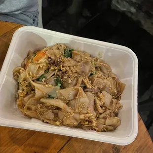 ramen and noodles, noodle soup, ramen, food, noodle dish, noodles