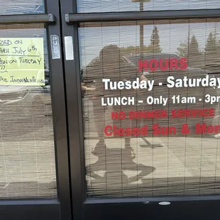 Weird and short hours. CLOSED EVERY MONDAY AND SUNDAY AND ONLY OPEN 4 hours (11am-3pm) the rest of the days. Food is very good though.