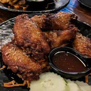 Lemongrass fried chicken wings