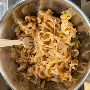 Pad Thai with chicken