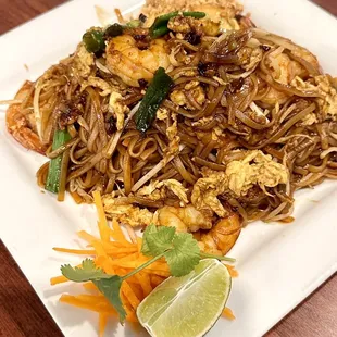Shrimp Pad-Thai. Little dark on the noodles for my liking but overall GOOD and not salty.