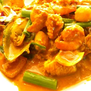 Pad Pong Karee Seafood