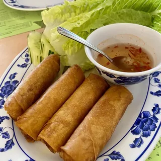 #1. Egg Rolls (4 pcs)