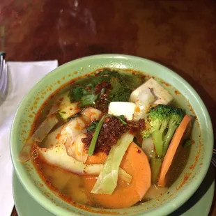 Tom yum veggie