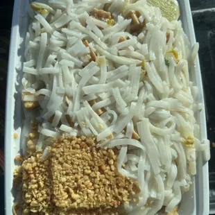 food, ramen and noodles