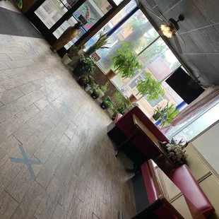 a view of the outside of a restaurant