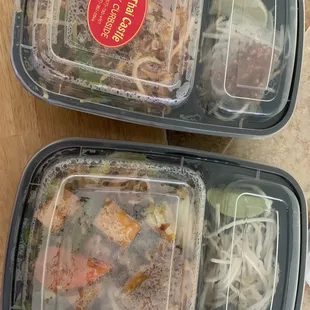 Pad Thai with beef and pad Thai with tofu