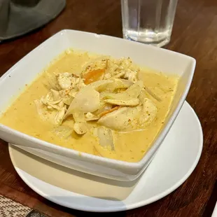 Yellow curry with chicken