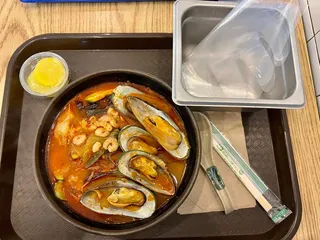 International Food Court