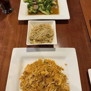 Country Pad Thai, Side of Fried Rice, Broccoli Beef