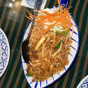 Pad Thai w/ Beef