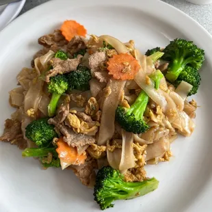 Beef pad see-ew