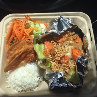 Yum! Lunch special: Vegetable Pad Thai