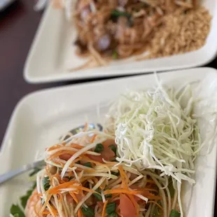 Pattaya D18. Yum Thai Salad