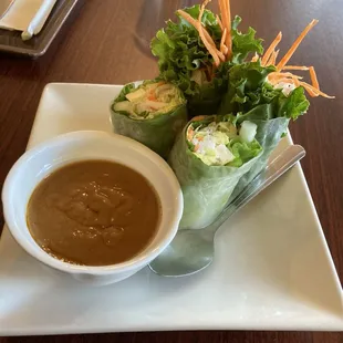 Spring rolls with peanut sauce