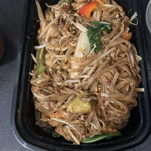 Drunken noodle With chicken