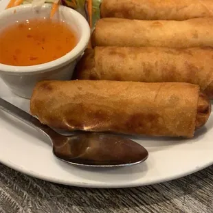 1. 5 Crispy Egg Rolls