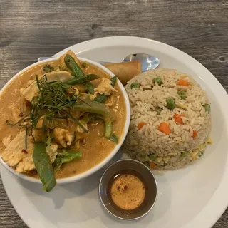 L20. Panang Curry Lunch