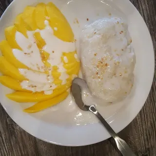 Sweet Sticky Rice with Mango