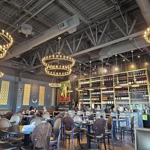 Interior is pretty and inviting #ReviewsByRL