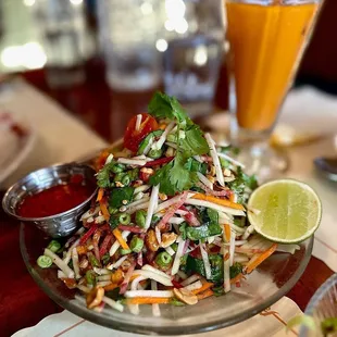 SOM TUM PAPAYA SALAD | Instagram: GaoGirlsGrubbin