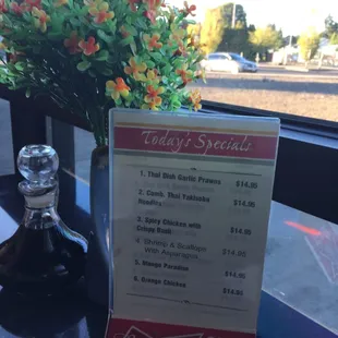 Today specials. I ordered the Shrimp and scallops with asparagus.