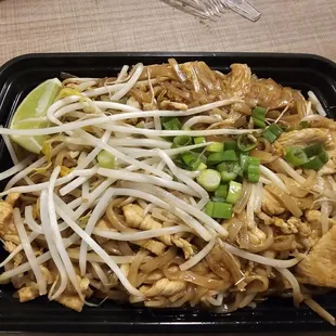 Chicken Pad Thai