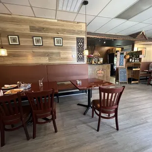 Very clean and pretty seating area