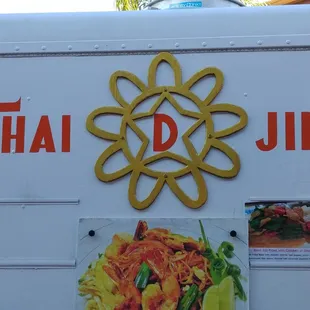 Thai d jing Food truck
