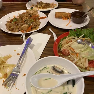 16. Thai E-San Papaya Salad