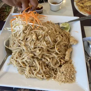N-1. Pad Thai