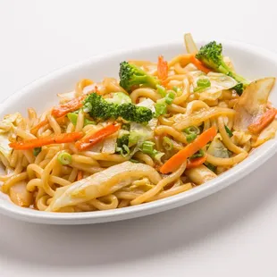 a plate of noodles and vegetables