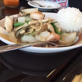 Basil Leaves (Ka Prow)