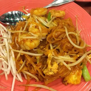 43. Pad Thai Noodles