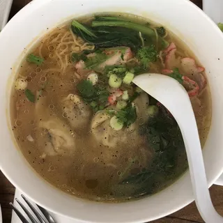 Ba Mee Keaw Soup