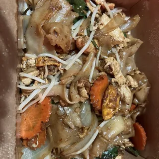 Combination Drunken Noodles