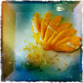 Mango sticky rice