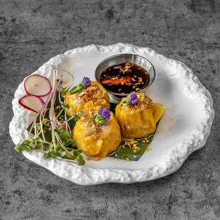 Khanom Jeep Shrimp Pork Dumplings