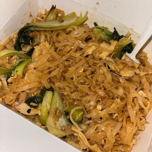 28. Pad Thai Noodles