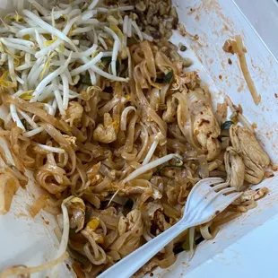 Chicken pad Thai