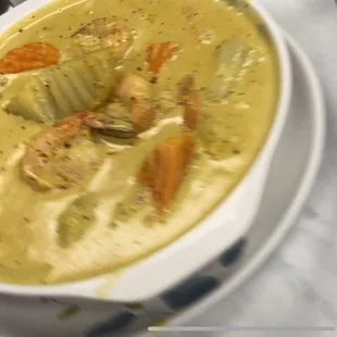 Yellow curry with shrimp