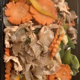 Pad Kee Mao ( drunken noodles )