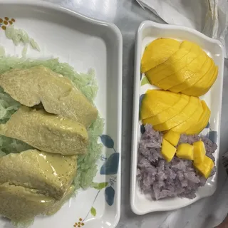 Sweet Sticky rice with coconut ice cream