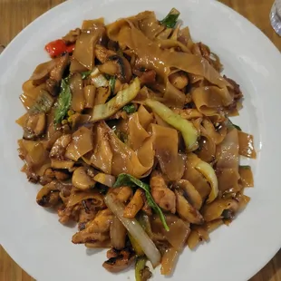 Drunken noodles at Thai Fresh.
