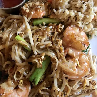 C4. Pad Thai Lunch Special