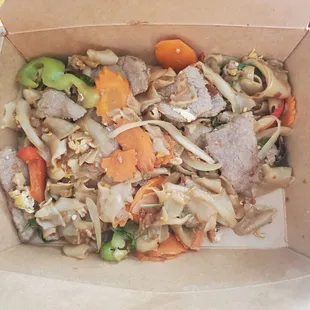 Drunken noodle with pork mild level 5