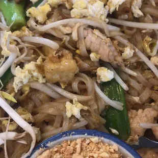 Pork Pad Thai Noodles