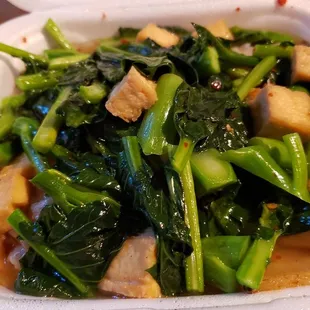 Pad lard na ($13), made vegan. Pretty good. Hated the styrofoam container.
