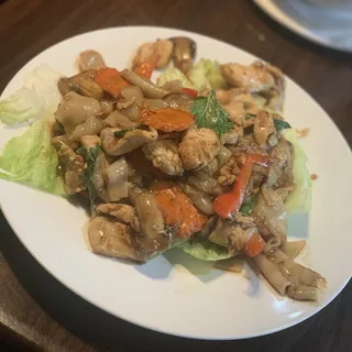 35. Drunken Noodle